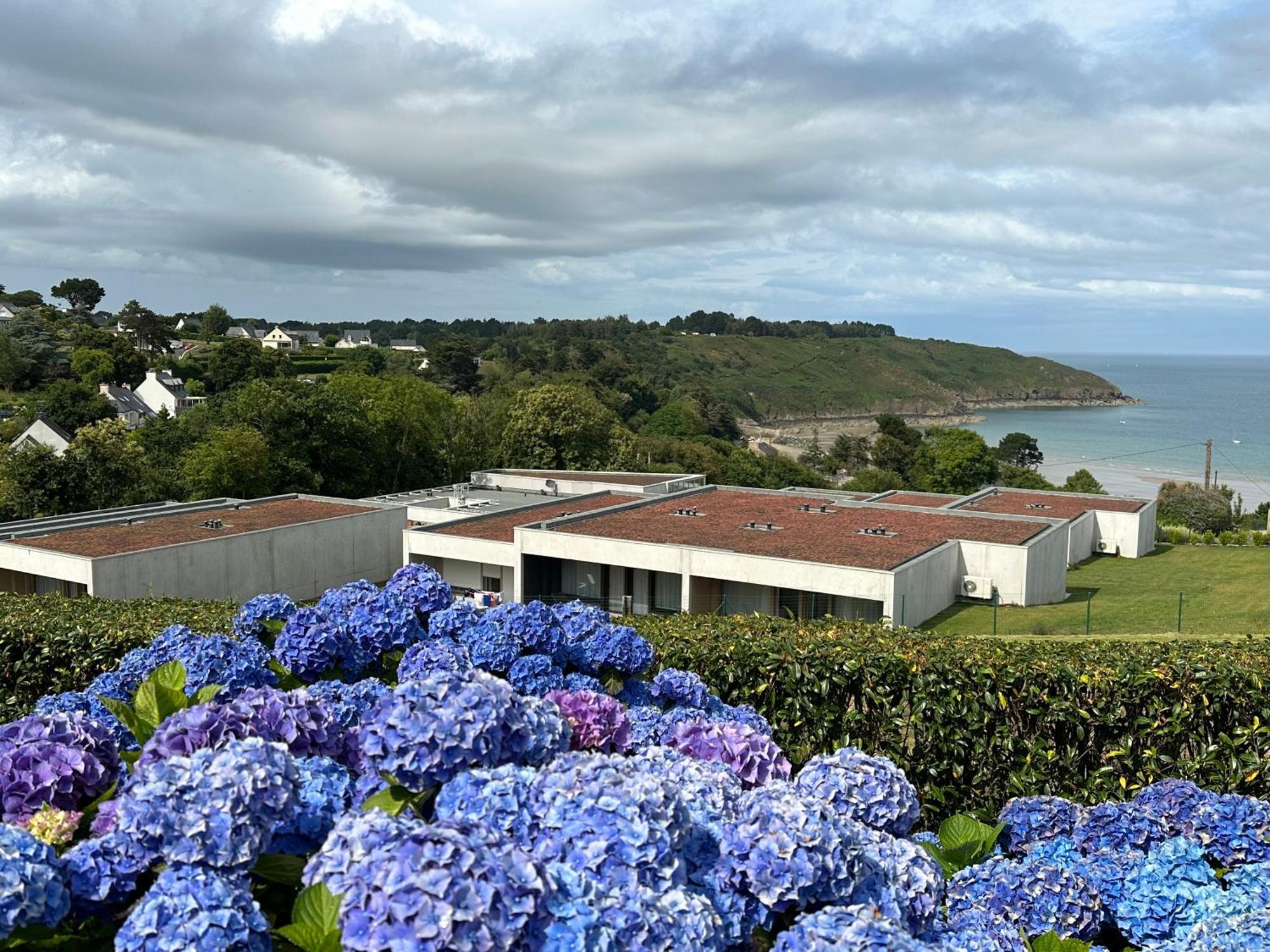 Le Lagon De Brehec
